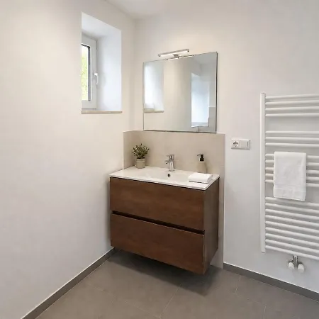 Karli - Apartment *