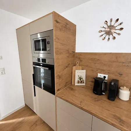 Karli - Apartment *